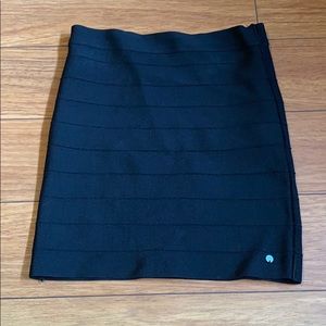 Guess mini skirt